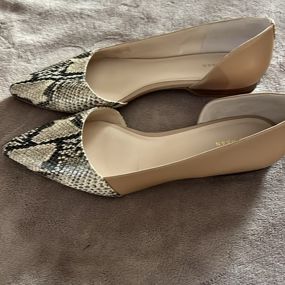 Cole Haan Snakeskin Print Pointy Flats 10 - Picture 3 of 5